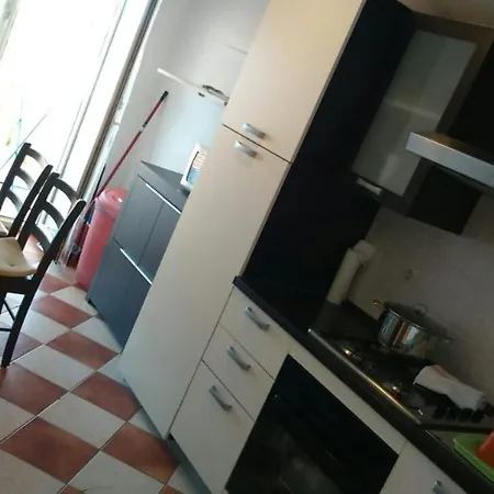By The Sea - 13801 Apartman *